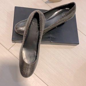 Chic Stuart Weitzman pumps